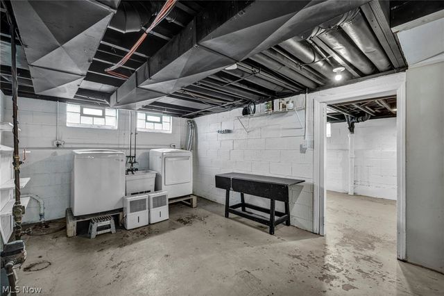 3021 Tuxedo Avenue, Parma, OH 44134