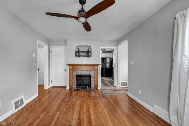 3021 Tuxedo Avenue, Parma, OH 44134