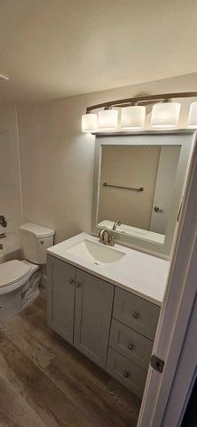 118 Lake Emerald Drive 107, Oakland Park, FL 33309