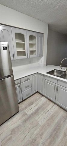 118 Lake Emerald Drive 107, Oakland Park, FL 33309