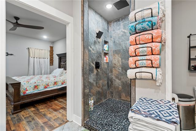 14832 N Jackson Highway, Fayetteville, AR 72704