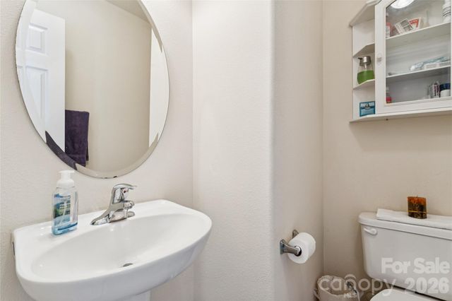 10420 Hugue Way, Charlotte, NC 28214