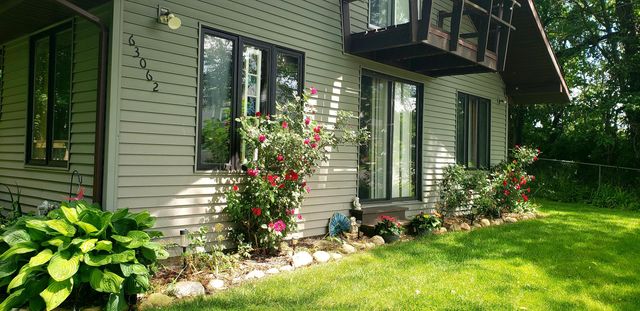 63062 Lakeshore Drive, Dowagiac, MI 49047