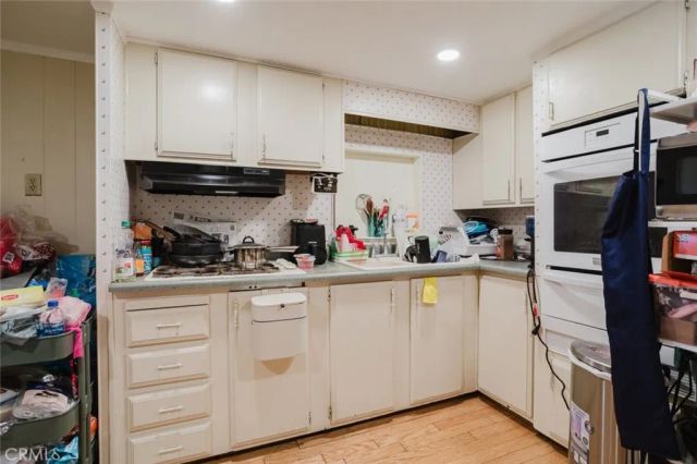4400 Holt 37, Montclair, CA 91763