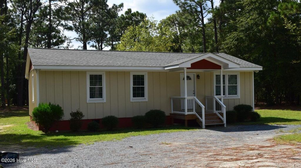 1660 W Pennsylvania Avenue Extension W, Southern Pines, NC 28387