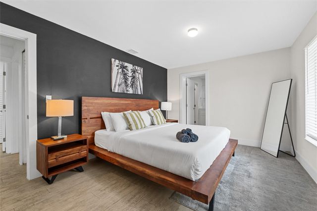 2621 NE 20th Street, Pompano Beach, FL 33064