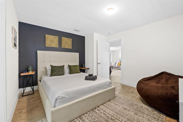 2621 NE 20th Street, Pompano Beach, FL 33064