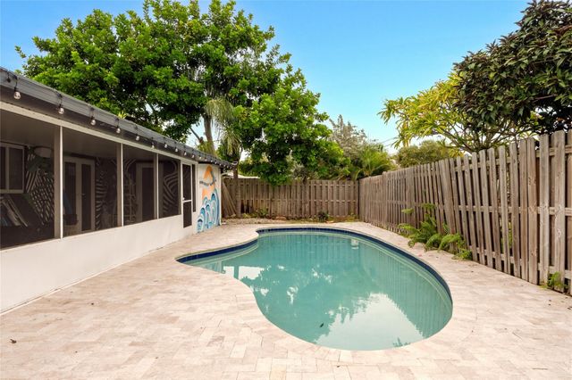 2621 NE 20th Street, Pompano Beach, FL 33064