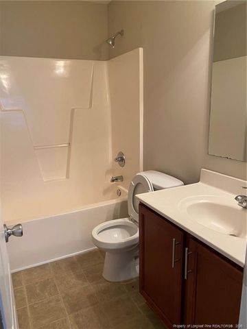 146 Fountain Grove Drive, Raeford, NC 28376