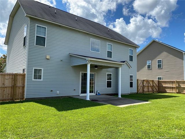 146 Fountain Grove Drive, Raeford, NC 28376