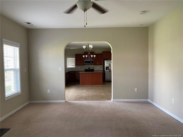146 Fountain Grove Drive, Raeford, NC 28376