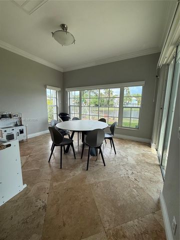 1070 Capistrano, Weston, FL 33326