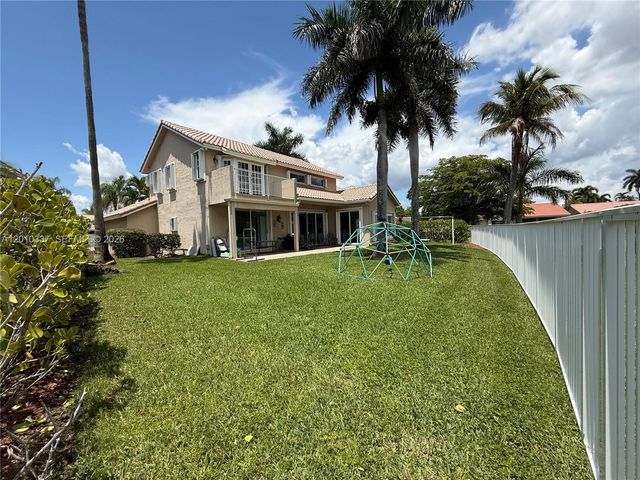 1070 Capistrano, Weston, FL 33326