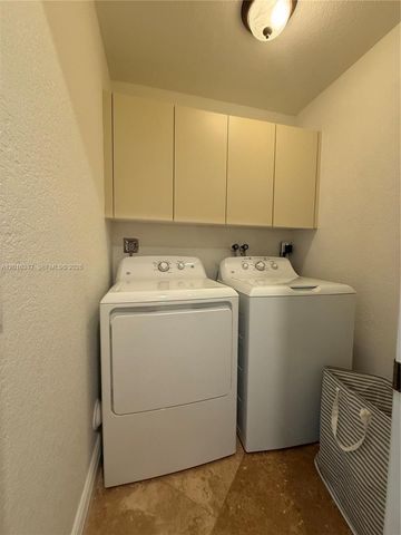 1070 Capistrano, Weston, FL 33326