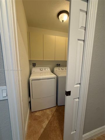 1070 Capistrano, Weston, FL 33326