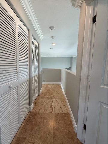 1070 Capistrano, Weston, FL 33326