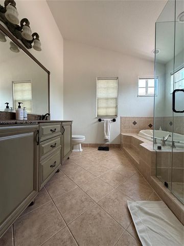 1070 Capistrano, Weston, FL 33326