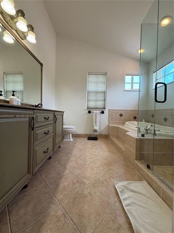 1070 Capistrano, Weston, FL 33326