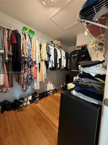 1070 Capistrano, Weston, FL 33326