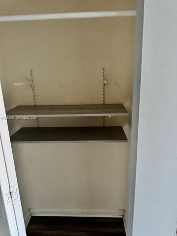 380 E Laurel Dr 4D, Margate, FL 33063