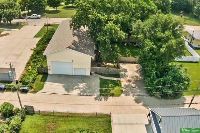 5116 Pine Street, Omaha, NE 68106