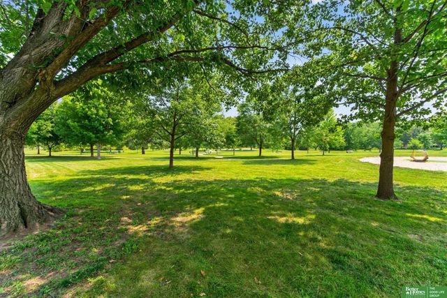 5116 Pine Street, Omaha, NE 68106