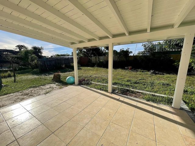 22086 BEVERLY AVENUE, Port Charlotte, FL 33952