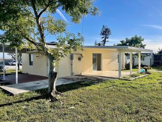 22086 BEVERLY AVENUE, Port Charlotte, FL 33952