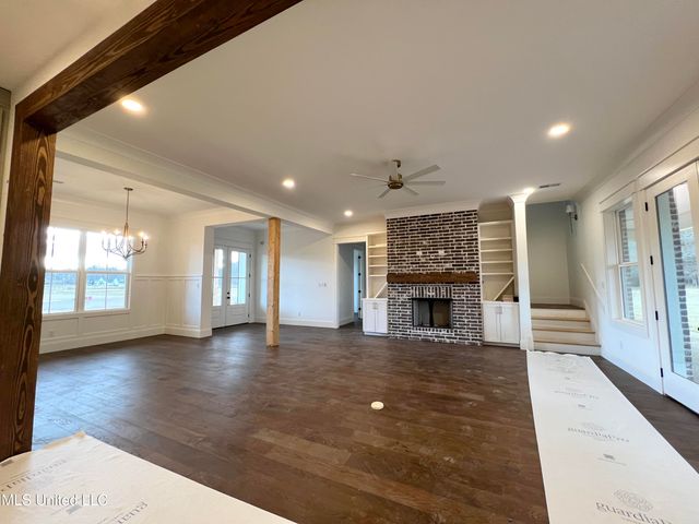 2142 Lauren Way, Hernando, MS 38632