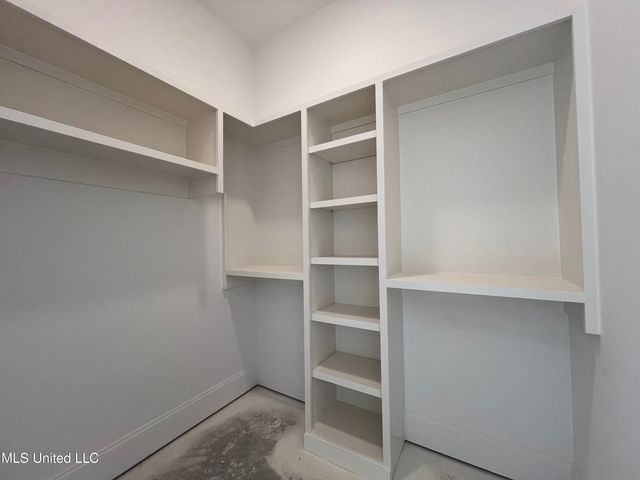 2142 Lauren Way, Hernando, MS 38632