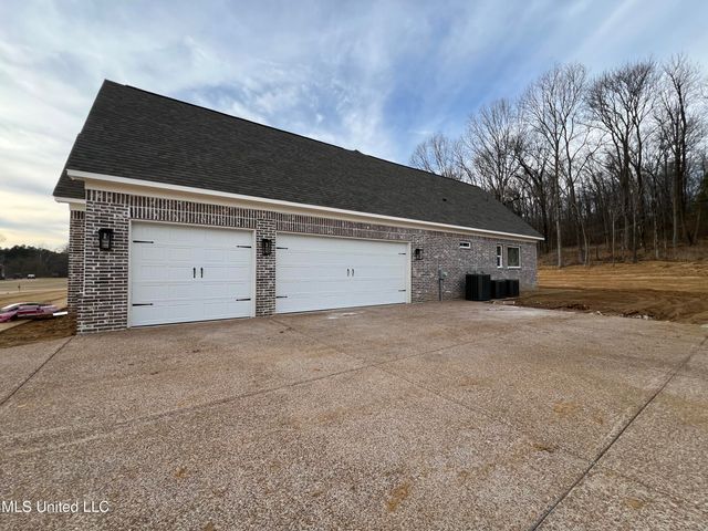 2142 Lauren Way, Hernando, MS 38632