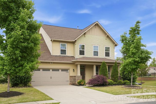 17504 Austins Creek Drive, Charlotte, NC 28278