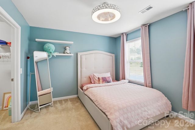 17504 Austins Creek Drive, Charlotte, NC 28278