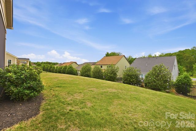17504 Austins Creek Drive, Charlotte, NC 28278