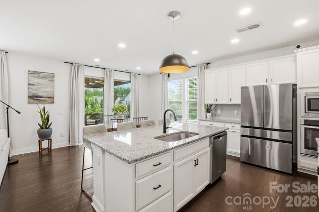 17504 Austins Creek Drive, Charlotte, NC 28278