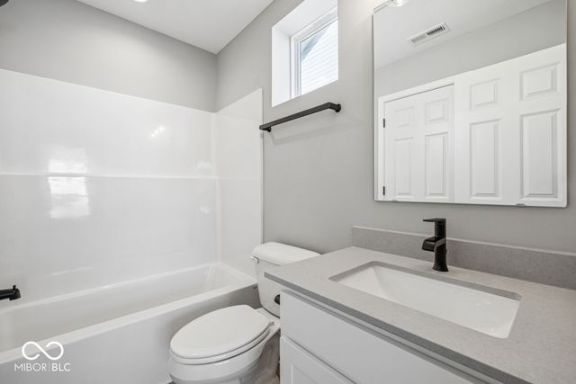 10608 Banyan Wood Court, Indianapolis, IN 46239