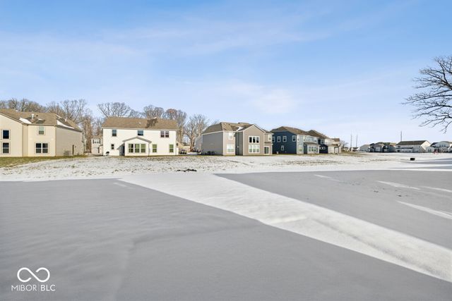 10608 Banyan Wood Court, Indianapolis, IN 46239