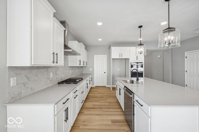 10608 Banyan Wood Court, Indianapolis, IN 46239