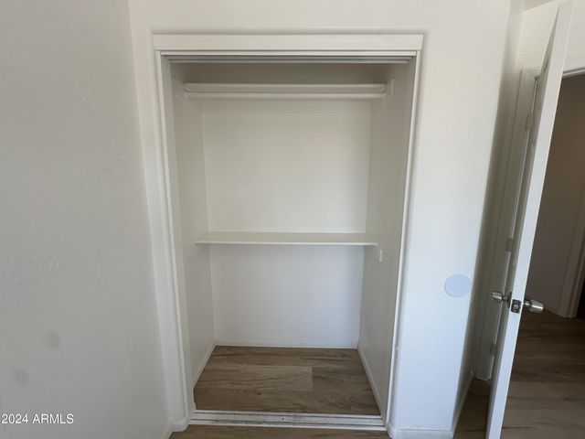 2616 E SOUTHGATE Avenue 2, Phoenix, AZ 85040