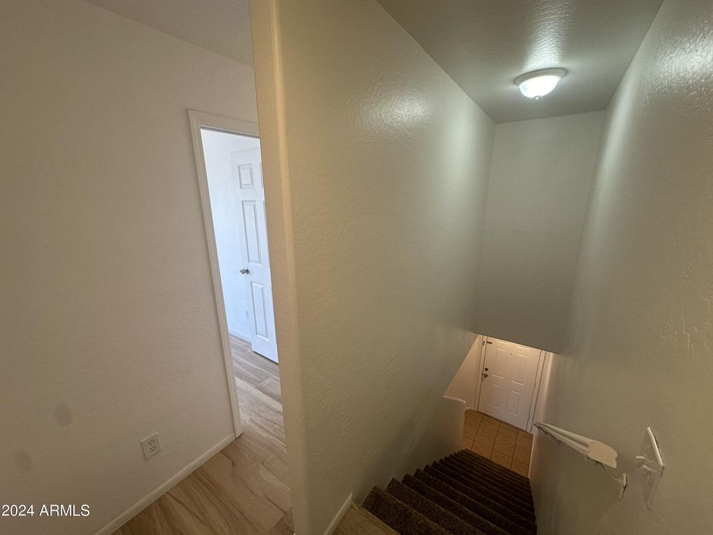 Image 36 of property listing at 2616 E SOUTHGATE Avenue 2, Phoenix, AZ 85040