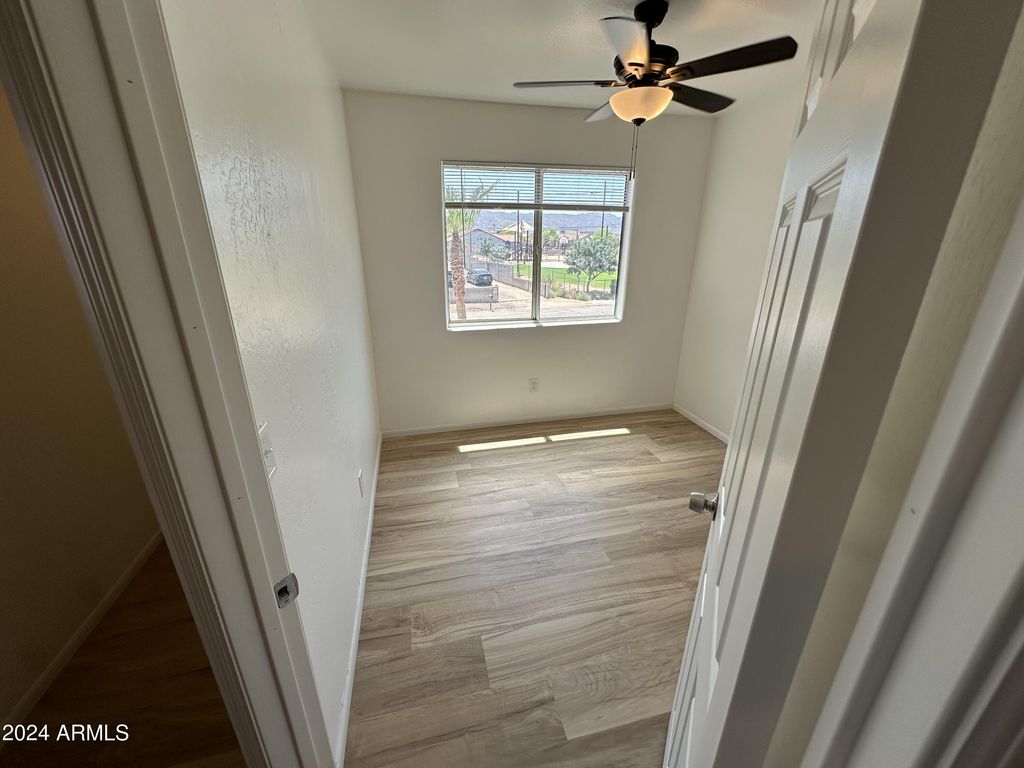 Image 70 of property listing at 2616 E SOUTHGATE Avenue 2, Phoenix, AZ 85040