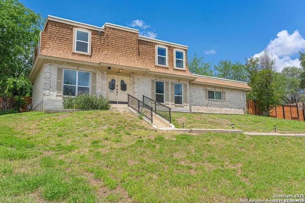 4515 Golf View Dr, San Antonio, TX 78223