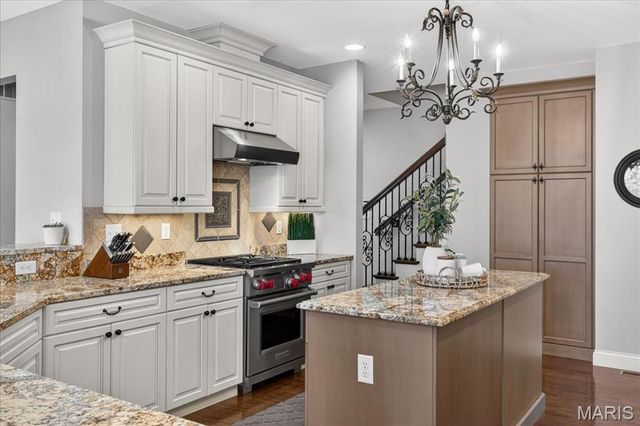 17925 Homestead Bluffs Drive, Wildwood, MO 63005