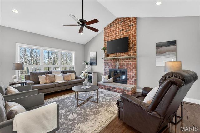 17925 Homestead Bluffs Drive, Wildwood, MO 63005