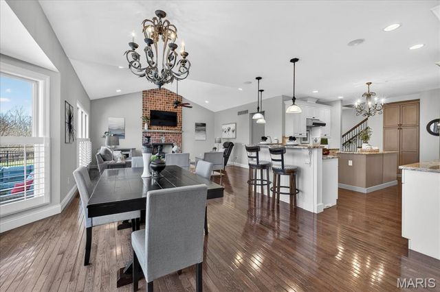 17925 Homestead Bluffs Drive, Wildwood, MO 63005