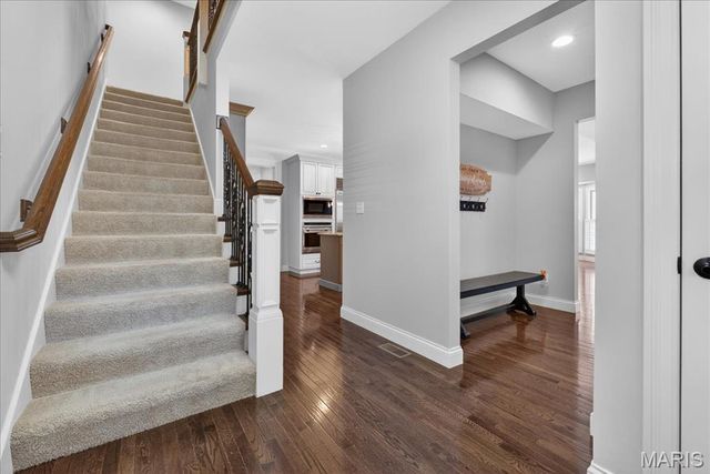 17925 Homestead Bluffs Drive, Wildwood, MO 63005