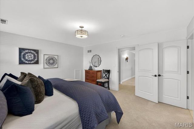 17925 Homestead Bluffs Drive, Wildwood, MO 63005