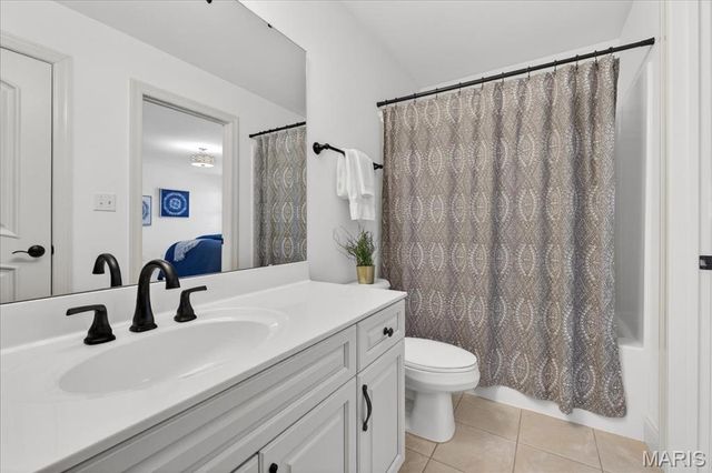 17925 Homestead Bluffs Drive, Wildwood, MO 63005