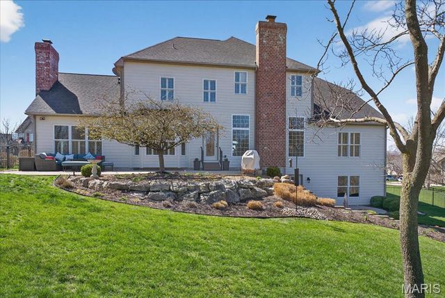 17925 Homestead Bluffs Drive, Wildwood, MO 63005