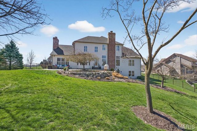 17925 Homestead Bluffs Drive, Wildwood, MO 63005